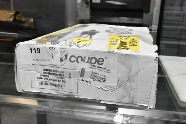 Robot Coupe CMP250 immersion blender in original packaging, slightly dented box. Model 649CMP250COM, 1/2 HP, 115V.
