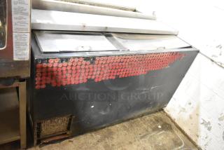 Perlick BC60 metal commercial back bar bottle cooler with 2 sliding lids. Visible wear, 115 volts, 1 phase power requirement.