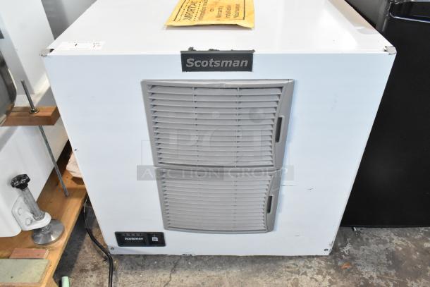 BRAND NEW 2024 Scotsman MC1030MA-32A Prodigy ELITE ice machine, stainless steel, 1077 lb/24 hr, scratch and dent condition.