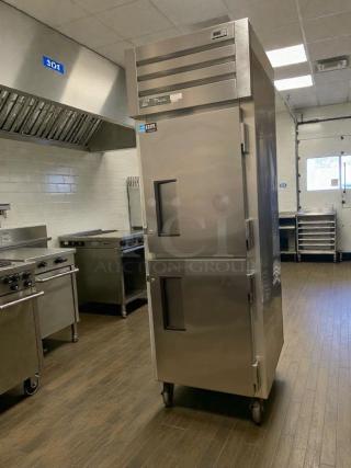 True STMTR-23 commercial reach-in refrigerator, top-tier condition, 115V, single phase, fully tested and working.