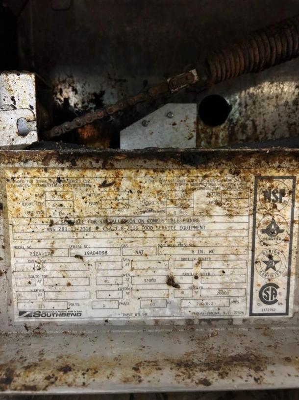 Southbend P32D-171 Infrared Range Broiler, natural gas, tested, label showing specifications, signs of wear.