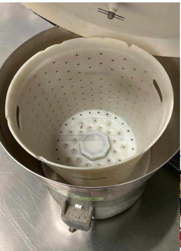 Electrolux Dito VP-1 vegetable dryer in pristine condition, stainless steel, model ELX-L-DRY-0197, 115V single phase.