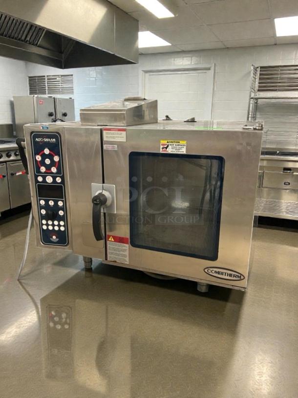 Alto-Shaam 6-10ESG PRO 35" electric combi oven with programmable controls. Fully tested, excellent condition.