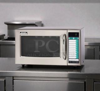 Superior Condition – Sharp R-21LVF Commercial Microwave Oven – 120V / Single Phase – Fully Tested & Working! (SHA-M-MW-0208) - Item #1227304