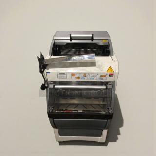 Refined Condition – JAC KG-12FS Commercial Bread Slicer – 115V / Single Phase – Fully Tested & Working! (JAC-L-SL-0216) - Item #1227370