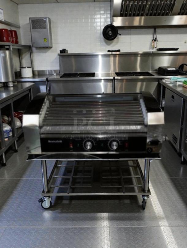 Seeutek CZ-7 hot dog roller grill, pristine condition, 7 rollers, 24 hot dog capacity, 120V, fully tested, model SEE-S-HDG-0230.