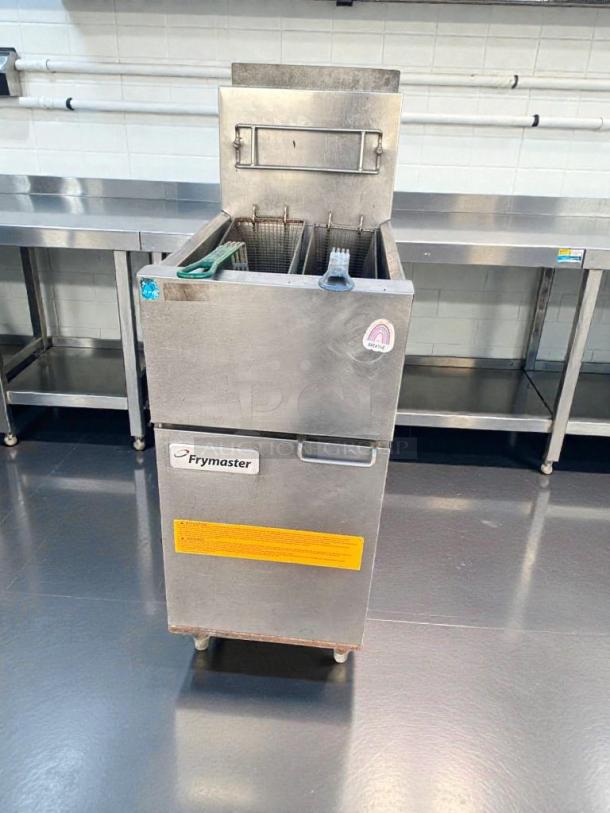 Pristine Frymaster 1ESG35T gas floor fryer, natural gas, stainless steel, with labels, fully tested and working, Shreveport-made.