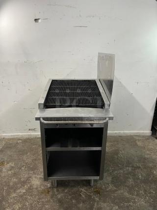 Magikitch'n gas countertop charbroiler, 195,000 BTU, manual control, stainless steel, used condition.
