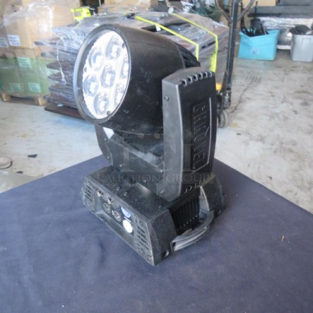 Chauvet R1 Wash Rouge LED moving head stage light, 120V, features multiple diodes, branded detailing, used condition.