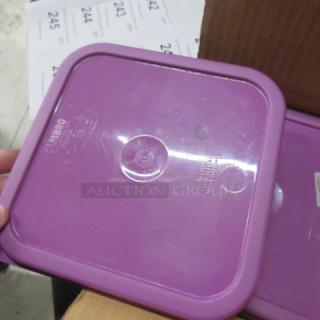 NEW Cambro 2/4 Qt lid in purple, unused. Features a clear top with embossed branding and size details.