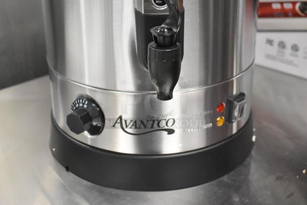 Brand new Avantco 177WB29L 7.6 Gal water boiler with thermostat, heat and keep warm indicators, 120V.