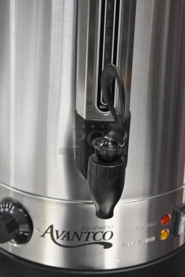 Avantco 177WB29L water boiler, 7.6-gallon capacity, stainless steel, brand new, with temperature control knob and indicators.