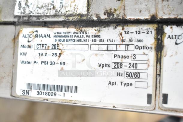 2021 Alto Shaam CTP7-20E electric combi oven; stainless steel; 208-240V, 3 phase; visible glass damage.