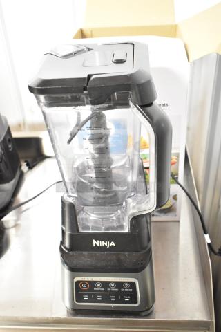 Ninja countertop blender with pitcher, 120V, 1 phase, good condition, clear measurement markings, stainless steel blades.