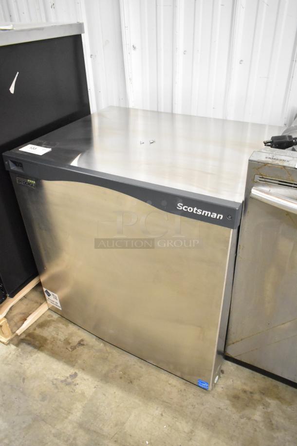 Scotsman Prodigy C1030MA-32B stainless steel commercial ice machine head. Used, 208/230V, 1 Phase. Good condition.