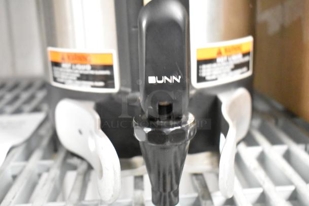 BRAND NEW Bunn 27850.1011 SH Server, stainless steel beverage dispenser, minor scratches, 2023 model, clear markings.
