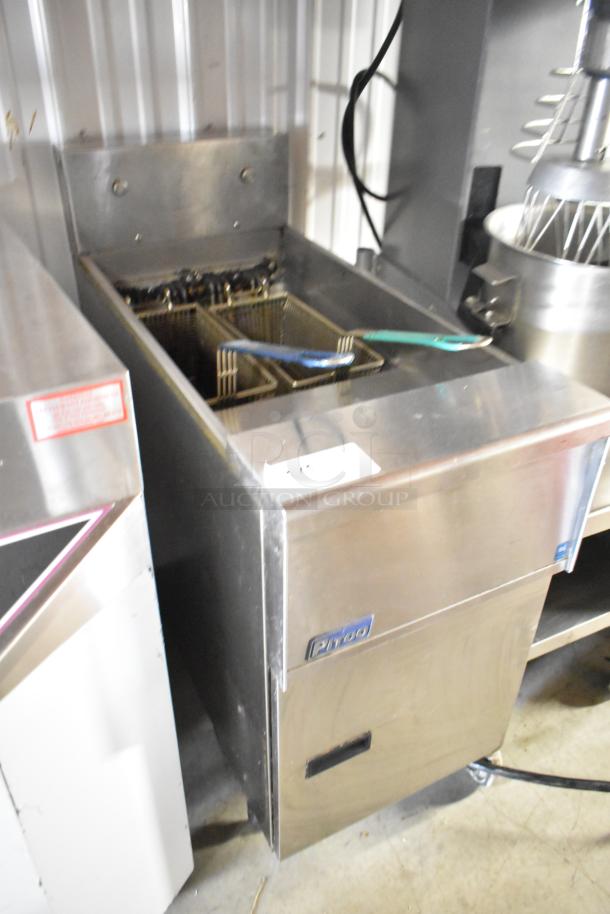 2018 Pitco Frialator SE14 stainless steel electric deep fryer, 208V, 3-phase, with dual baskets, in good condition.