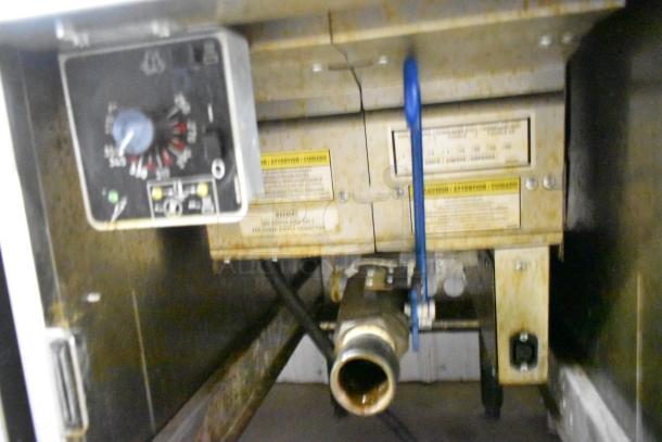 2018 Pitco Frialator SE14 electric deep fryer, stainless steel, 208 volts, 3 phase, control panel and valve shown.