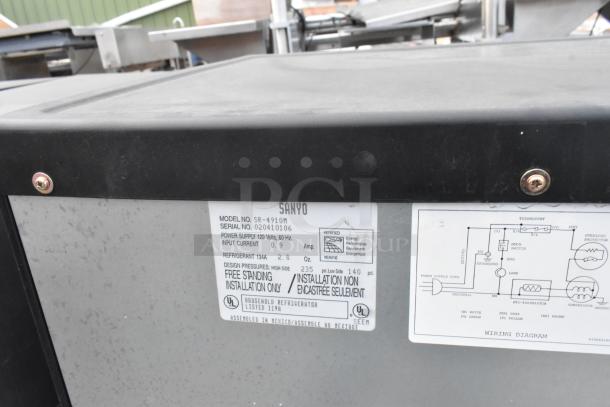 4 Mini Coolers, models: Sanyo SR-4910M, Galanz GLR31TS1E02, Galanz GLR33MBKE23. 120V, 1 Phase. Serial: 02040106.