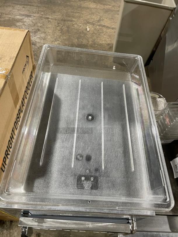 NEW Cambro clear polycarbonate food storage container, model 18263CW, 18"x26"x3.5", commercial grade, pristine condition.