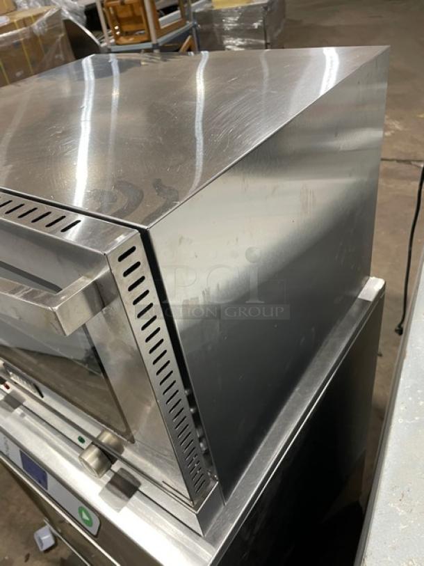 Kitma KMCC50 convection oven, 2020 model, stainless steel, thermostatic control, countertop design, on legs, 120V.