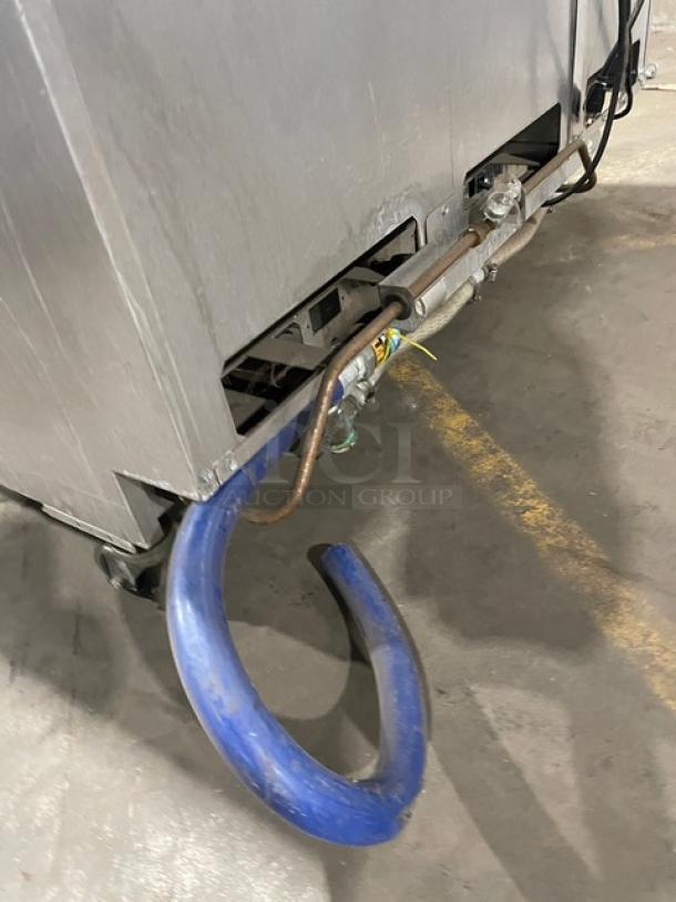 Pitco SRTG commercial stainless steel 3-bay pasta cooker/rethermalizer, natural gas, 17.5 gal, with back splash, on casters.