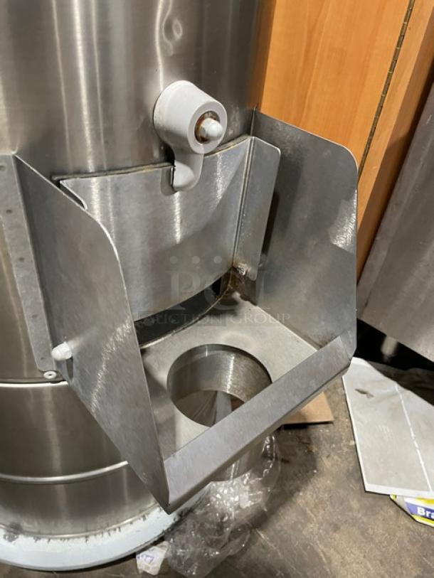 Omcan Elite Series 22 lb. commercial potato peeler, model PE-BR-0010, stainless steel, electric, heavy-duty, 110V.