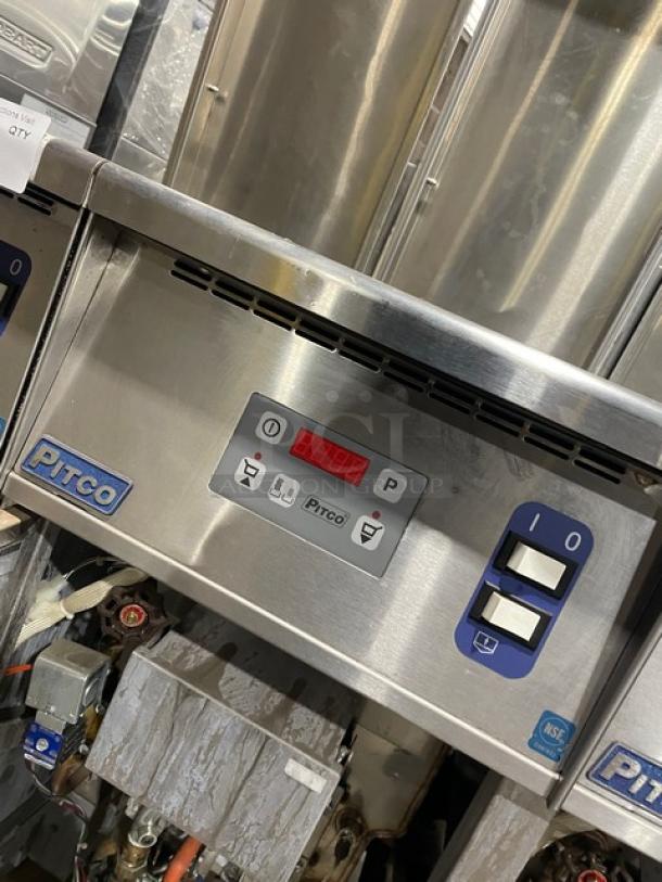 Pitco 3-bay stainless steel pasta cooker, model SRTG. Natural gas, 17.5 gal, with back splash, on casters. Serial: G16AD007609.