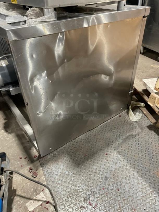 Blodgett commercial stainless steel single stack convection oven, features thermostatic control and wired oven rack, visible side panel.