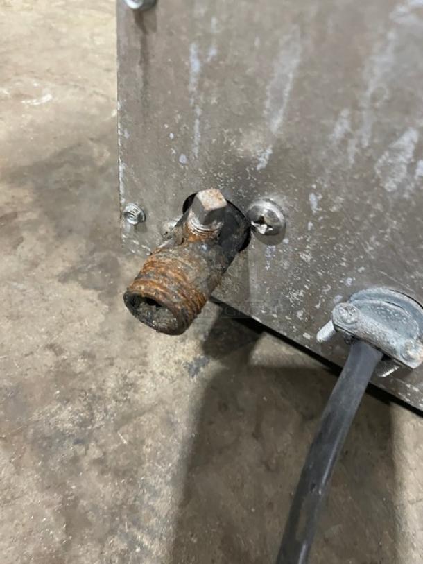 Star Max VBG30 commercial stainless steel gyro broiler, natural gas, electric ignition, shown with leg supports.