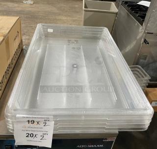 Cambro 18263CW clear polycarbonate food storage container, 18"x26"x3.5", new condition, stackable design, commercial-grade.