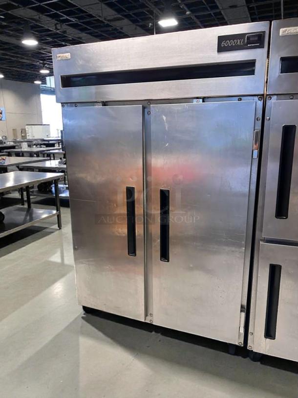 Delfield 6000XL reach-in commercial refrigerator, superb condition, stainless steel, 115V, fully tested and working.