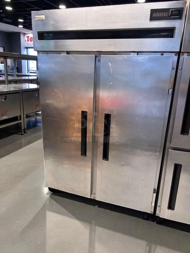 Delfield 6000XL reach-in commercial refrigerator in superb condition, stainless steel, tested and working, 115V.
