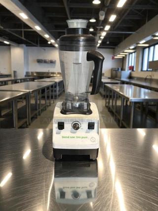 Premium condition commercial countertop blender RB-777, 110V, fully tested, labeled "blend raw. live pure," sturdy design.
