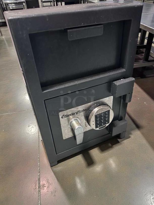 SentrySafe drop deposit safe in very good condition with electronic keypad, fully tested and working.