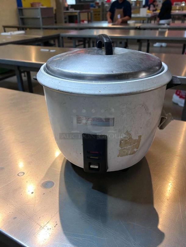Thunder Group SEJ-5000 Commercial Rice Cooker, 120V, outstanding condition, fully tested, visible wear, sturdy handles.