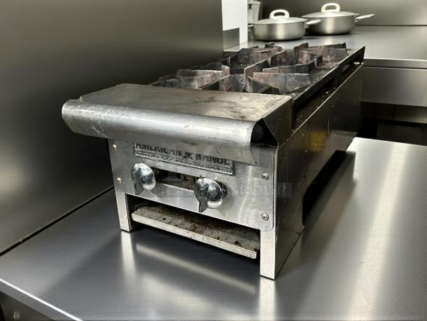 American Range ARSHP-12-2 gas hot plate, 12", two burners, pristine condition, stainless steel, fully tested.