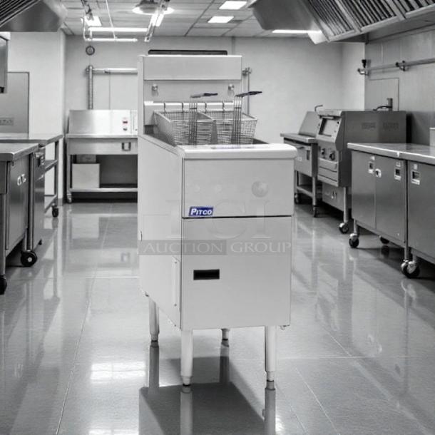 Pitco SG14-S stainless steel floor fryer, natural gas, 40–50 lb capacity, 110,000 BTU, excellent condition, fully tested.