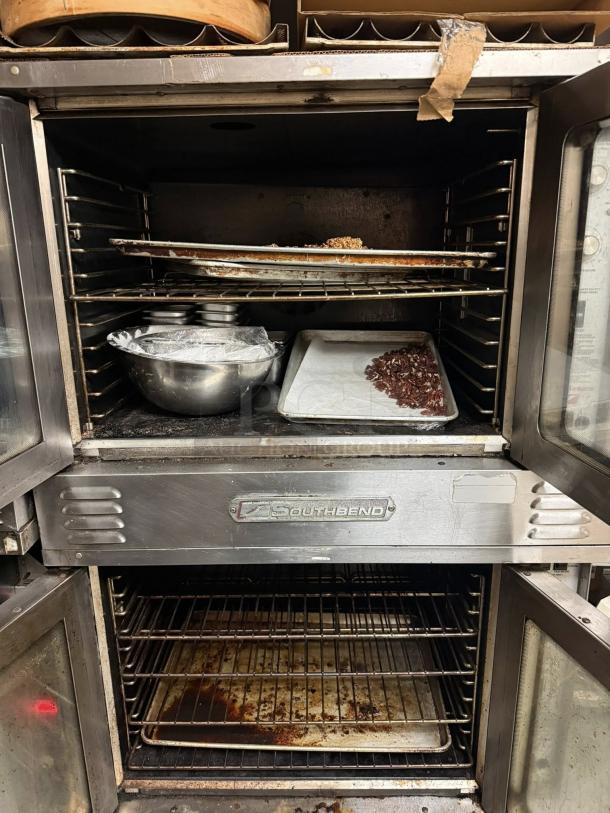 Southbend PCE15S/SI double deck gas convection oven, pristine condition, tested & working, stainless steel exterior.