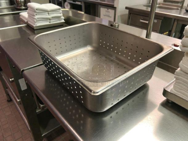 Thunder Group STPA3124PF 1/2 size perforated steam table pan, 4" deep, stainless steel, immaculate condition.