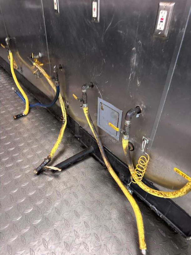 Lot of 7 commercial gas hoses with quick disconnects, pristine condition, fully inspected, assorted brands.