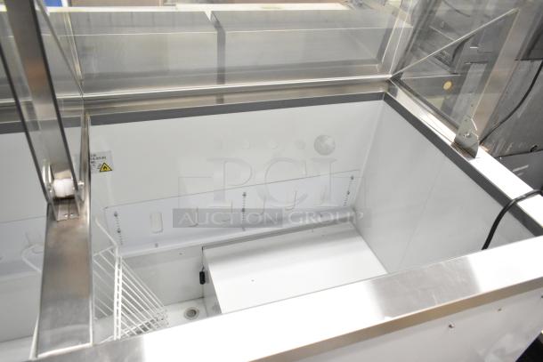2023 Avantco DPC-66-HC metal ice cream dipping cabinet with glass top. 115 Volts, 1 Phase. Clean interior, excellent condition.
