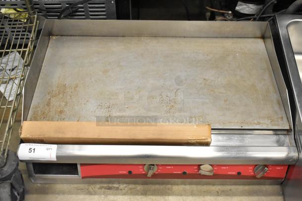 Avantco 177EG30N 30" stainless steel commercial electric griddle, countertop model, 208/240V, moderate wear.