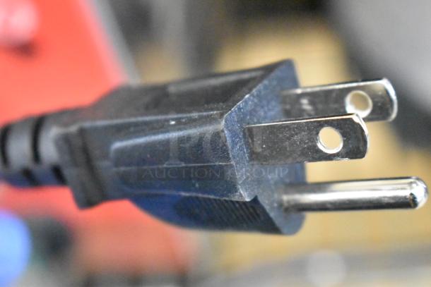 Close-up of a standard electrical plug for a Vollrath 74701D Mirage stainless steel rethermalizer, indicating 120 volts use.