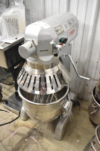 Fleetwood AE-20A Metal Commercial Countertop 20 Quart Planetary Dough Mixer w/ Mixing Bowl, Bowl Guard and Paddle Attachment. 115 Volts, 1 Phase. - Item #1228650