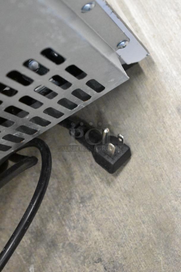 BRAND NEW Scratch and Dent 2025 KoolMore KM-BIM66-NSS Stainless Steel Ice Maker, built-in, 66lb/day with drain pump.