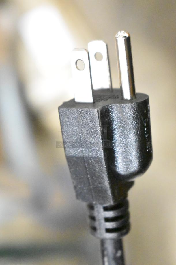 Plug for the 2024 Bunn OHW Stainless Steel Pourover Hot Water Machine, 120V, 1 Phase.