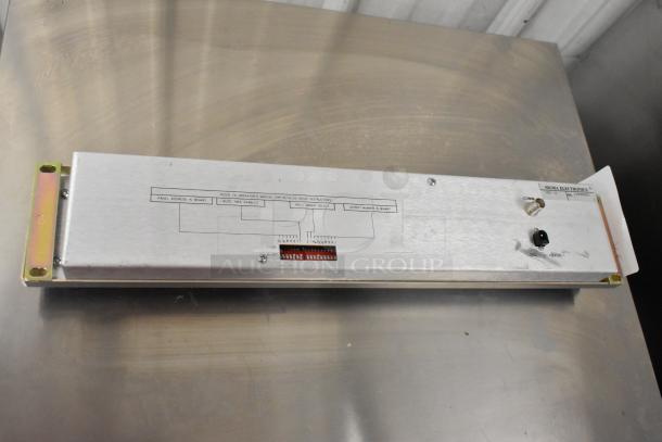 Sigma Electronics SYC-9600 unit with Analog & Digital Switchers SBX-32. Condition: Used, visible setup instructions.