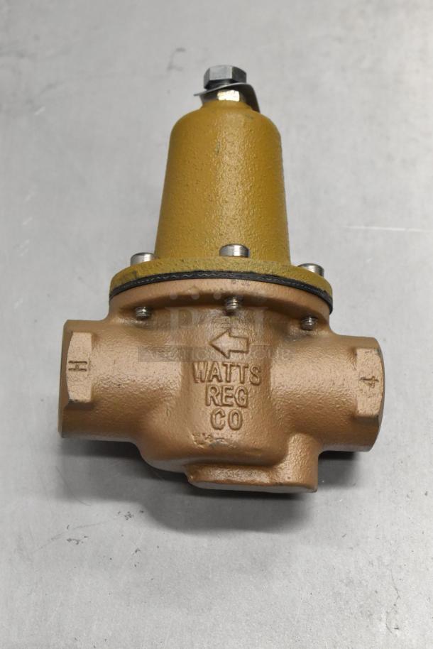 Watts LFN250B-Z2-D20 regulator in good condition, features brass body, visible "WATTS REG CO" marking.