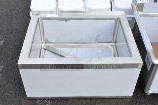 Brand new Regency 600SM202812 33" 16-gauge stainless steel mop sink. Dimensions: 28" x 20" x 12". Scratch and dent condition.